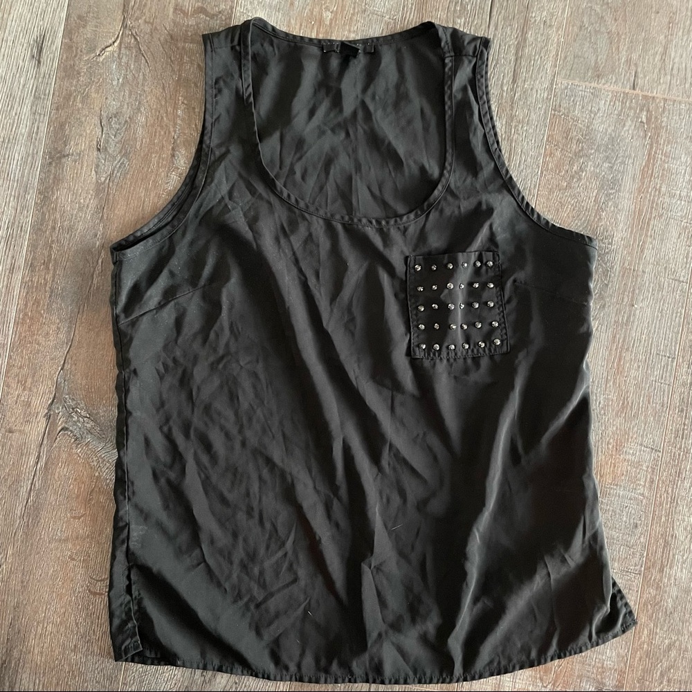 Studded pocket tank top